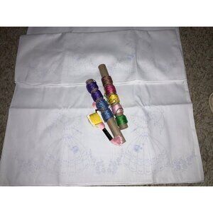 Sun Bonnet Girl Pillowcase Set for embroidery